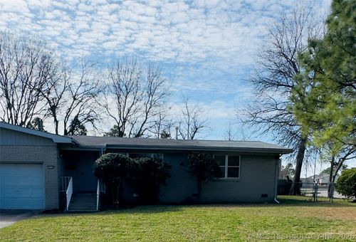 4510 E 49th St, Tulsa, OK, 74135-3222 | Card Image