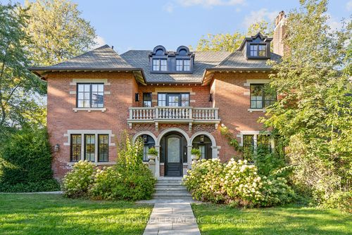 62 Maple Ave, Toronto, ON, M4W2T7 | Card Image