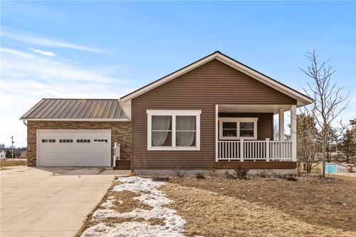 23385 Cherrywood St, Independence, WI, 54747-1100 | Card Image