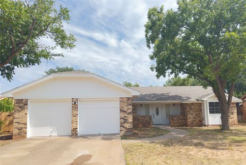 1334 Squires Rd, Abilene, TX, 79602-3138 | Card Image