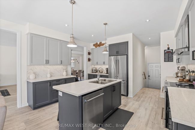 133 Mcfarlane Crescent, House other with 5 bedrooms, 5 bathrooms and 4 parking in Centre Wellington ON | Image 11