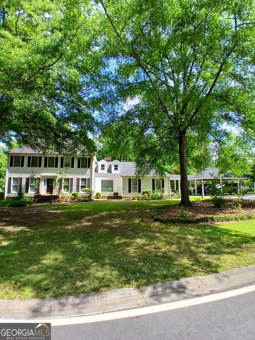 311 Castlegate Rd, Macon, GA, 31210-2148 | Card Image