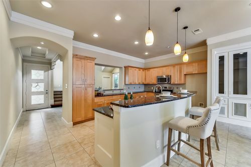 5956 Lewis St, Dallas, TX, 75206-7936 | Card Image
