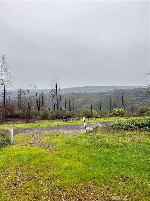 1615 Pearson Rd, Paradise, CA, 95969-6029 | Card Image
