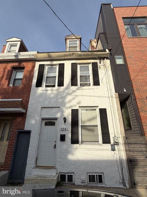 1241 E Palmer St, PHILADELPHIA, PA, 19125-3307 | Card Image