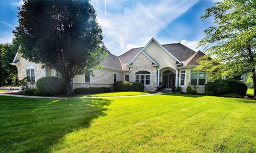 363 Sunshine Dr, Hartland, WI, 53029-8559 | Card Image