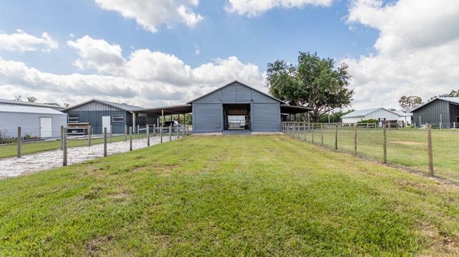 812 Jameson Rd, House other with 3 bedrooms, 2 bathrooms and null parking in Lithia FL | Image 22