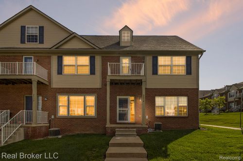 2074 Cloverly Ln, Ann Arbor, MI, 48108-3087 | Card Image