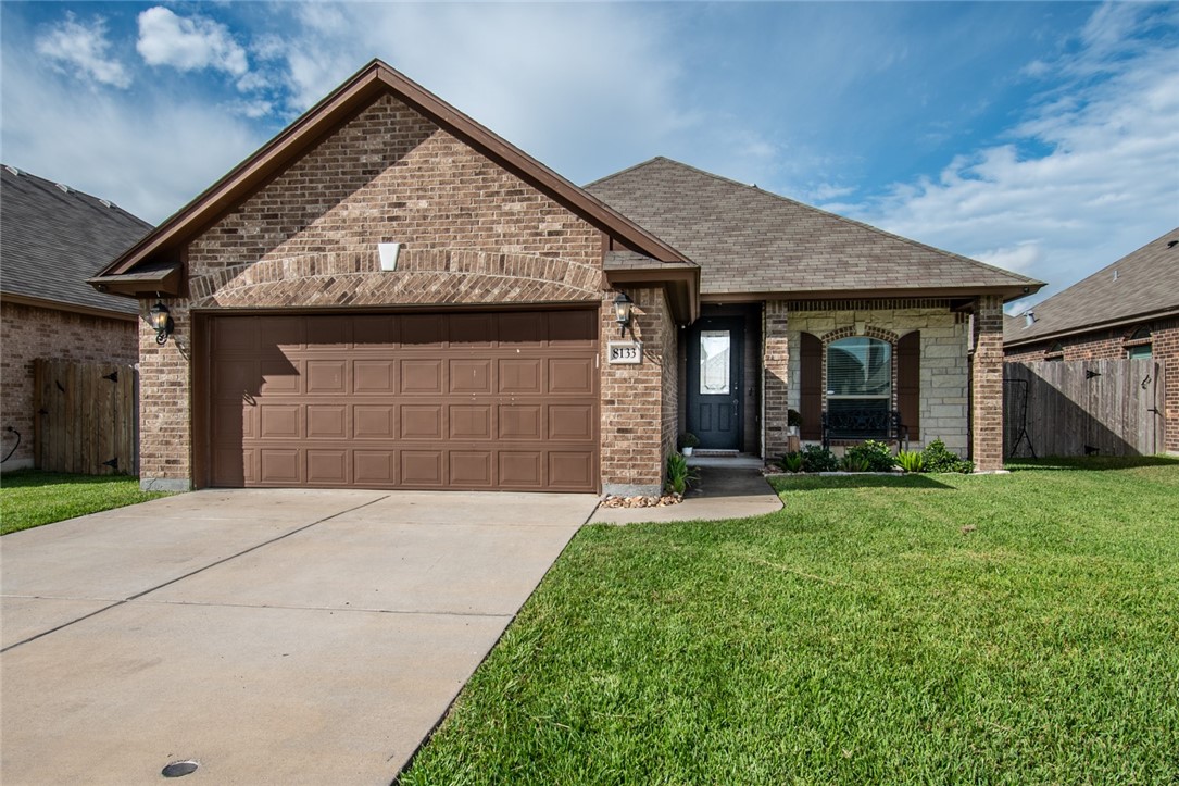 Resplandor St, Corpus Christi, TX 78414