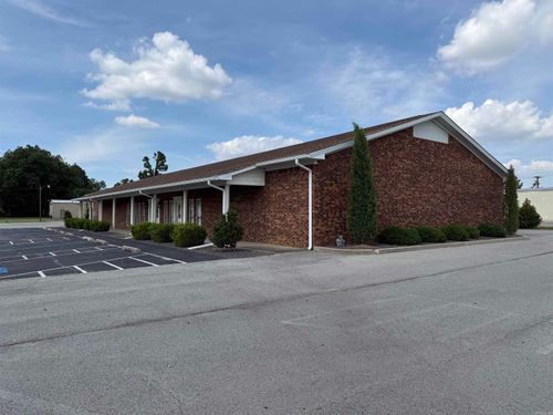 830 S Terminal Ave, Piggott, AR, 72454-3315 | Card Image