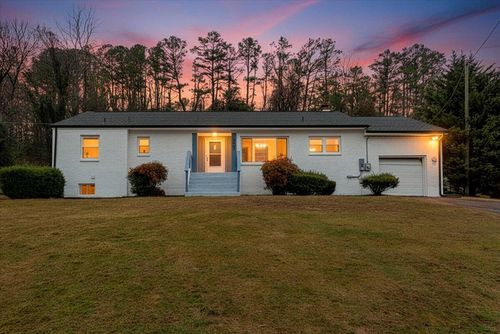 3417 Windsor Rd Sw, Roanoke, VA, 24018-2045 | Card Image