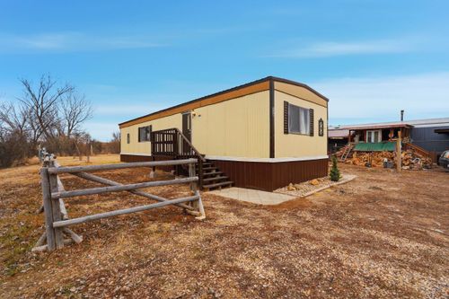 19036 Helmer Rd, Belle Fourche, SD, 57717-7243 | Card Image