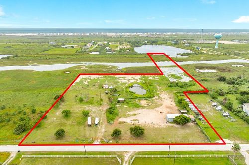 12123 Ostermeyer Road, Galveston, TX, 77554 | Card Image