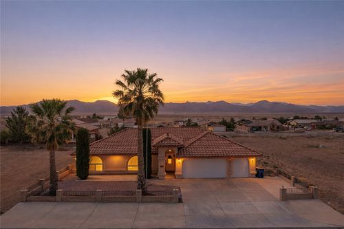 7830 E Oxbow Dr, Kingman, AZ, 86401-8203 | Card Image