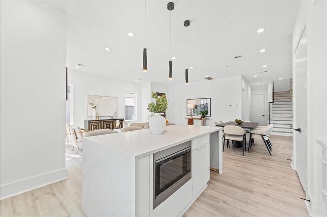 1843 Wycliffe Dr, House other with 3 bedrooms, 4 bathrooms and 2 parking in Houston TX | Image 10