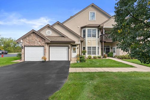 6716 S 34th Street, Franklin, WI, 53132 | Card Image
