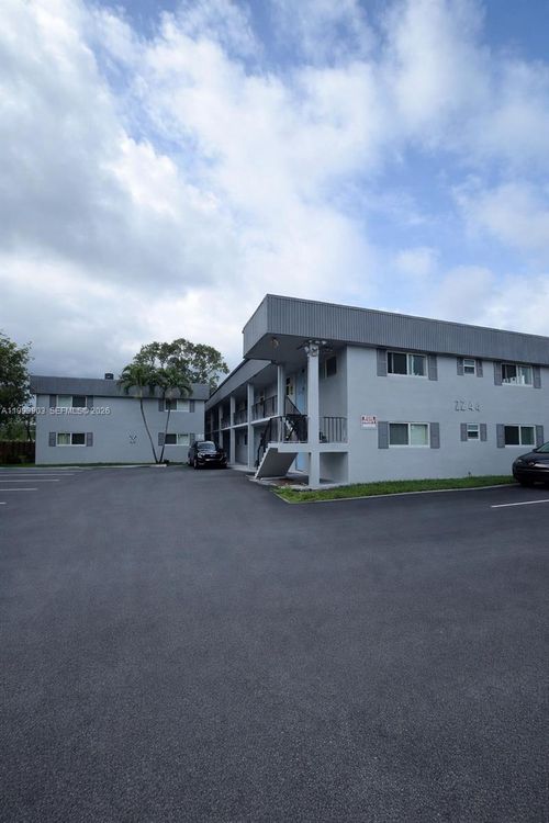 6-2244 Madison St, Hollywood, FL, 33020 | Card Image
