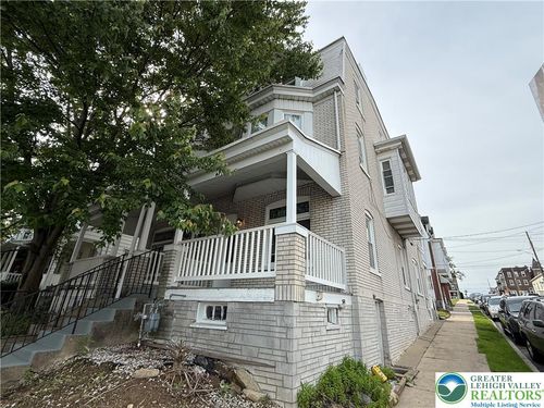 632 Cleveland St, Allentown, PA, 18103-3219 | Card Image
