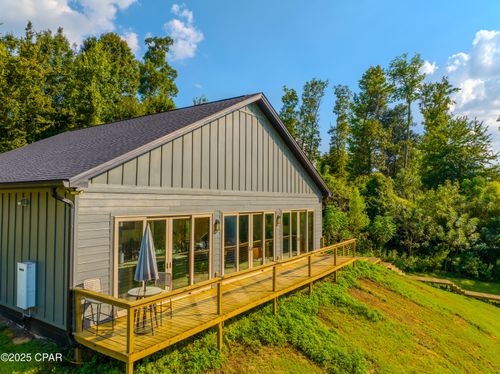 5101 Lake Bluff Cir, Marianna, FL, 32446-5103 | Card Image