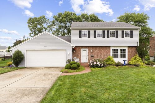 221 Finsbury Ln, Troy, OH, 45373-1425 | Card Image
