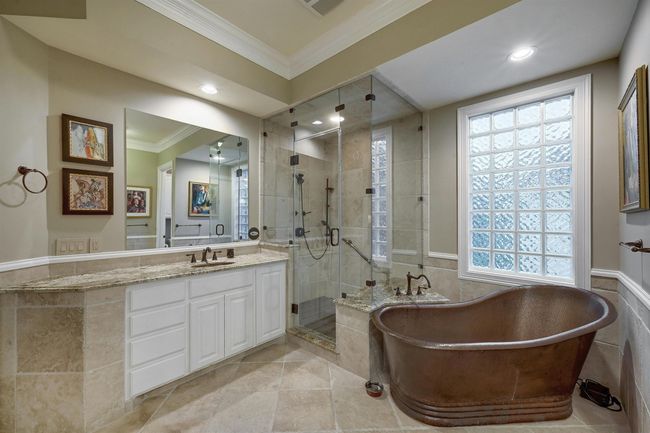 2305 Barton Creek #29 Boulevard, Condo with 4 bedrooms, 4 bathrooms and null parking in Austin TX | Image 26