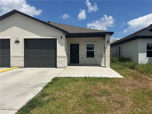 a-2232 S Valley Cir, La Feria, TX, 78559-2132 | Card Image