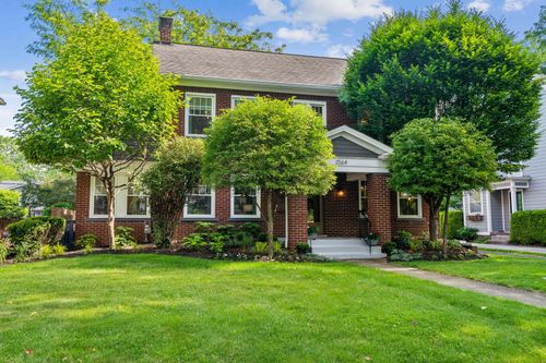 2564 Sherwood Rd, Bexley, OH, 43209-2154 | Card Image