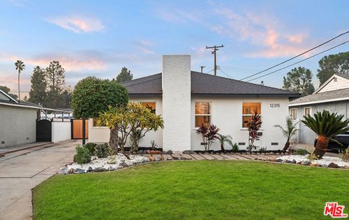 12315 Norlain Ave, Downey, CA, 90242-3313 | Card Image