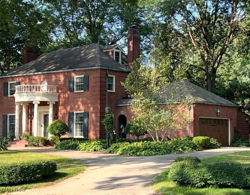 641 Fairway Dr Ne, Warren, OH, 44483-5633 | Card Image