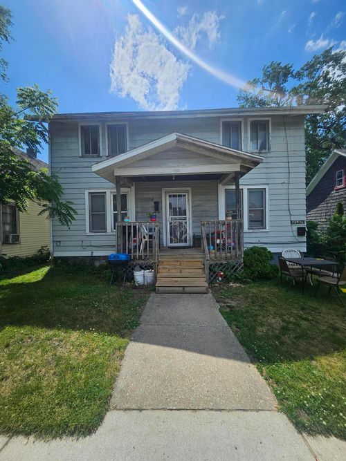 124 N Woodland Avenue, Michigan City, IN, 46360 | Card Image