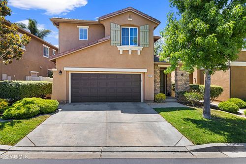 601 Clearwater Creek Dr, Newbury Park, CA, 91320-4975 | Card Image
