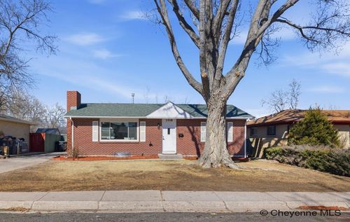 3518 Randy Rd, Cheyenne, WY, 82001-5975 | Card Image