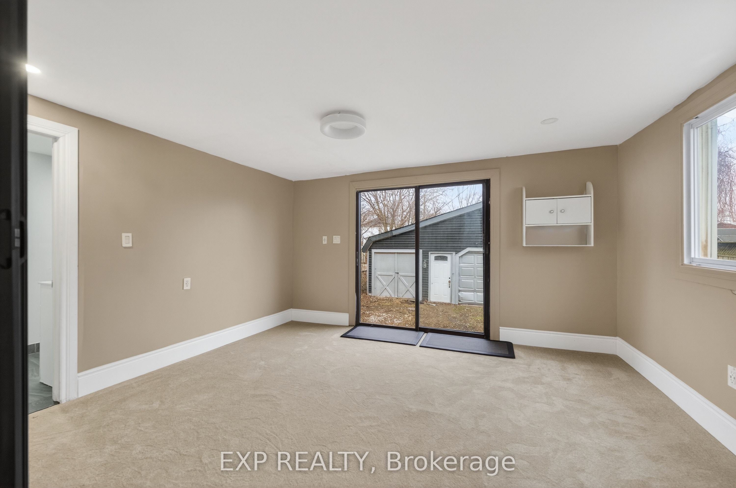 Residential in Niagara Falls 4