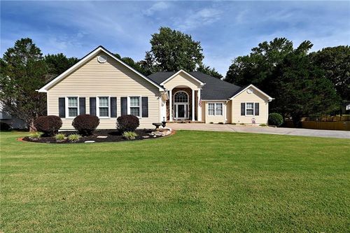 4010 Churchill Downs Dr, Gainesville, GA, 30507-9531 | Card Image