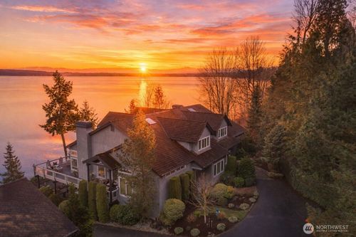 9140 Aerie Ln, Blaine, WA, 98230-5728 | Card Image