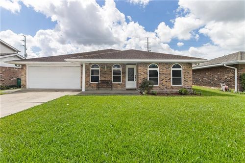 2149 Missile St, Harvey, LA, 70058-3048 | Card Image