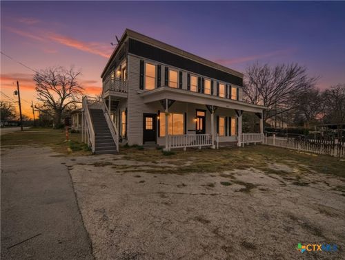 901 Saint Joseph St, Gonzales, TX, 78629-3566 | Card Image