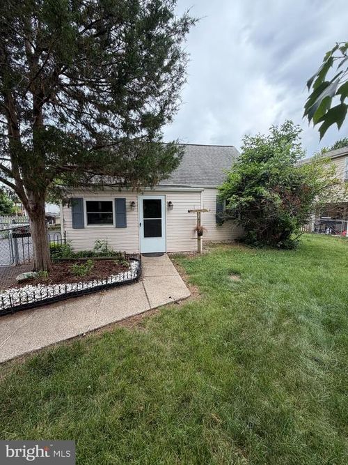 163 Scott Dr, MANASSAS PARK, VA, 20111-2338 | Card Image
