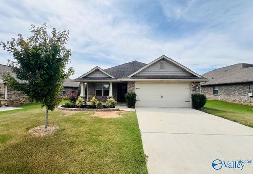 111 Pembridge Ln, Madison, AL, 35756-4370 | Card Image