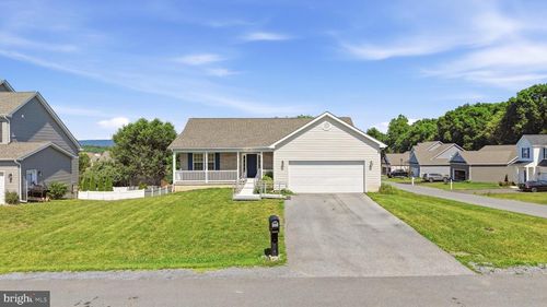 179 Reprisal Rd, INWOOD, WV, 25428-3946 | Card Image