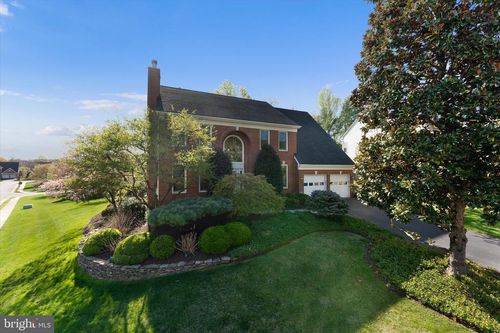 5101 Claybank Ln, Centreville, VA, 20120-1794 | Card Image