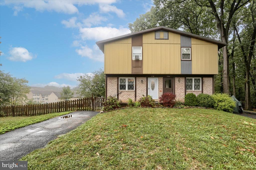 Jefferson St, Hummelstown, PA 17036