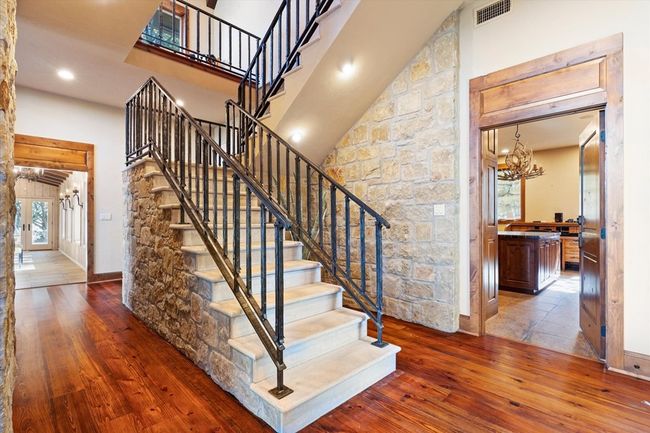 556 Cliff View Loop, Home with 6 bedrooms, 7 bathrooms and null parking in Harper TX | Image 44
