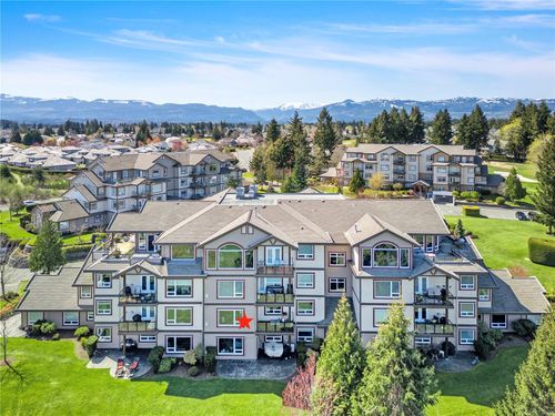 323-3666 Royal Vista Way, Courtenay, BC, V9N9X7 | Card Image