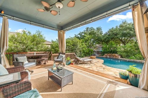 120 Kitty Hawk Run, Cibolo, TX, 78108-3237 | Card Image