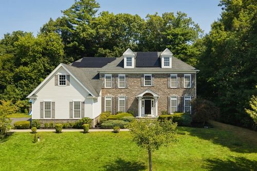 208 Mohawk Path, Holliston, MA, 01746-3318 | Card Image