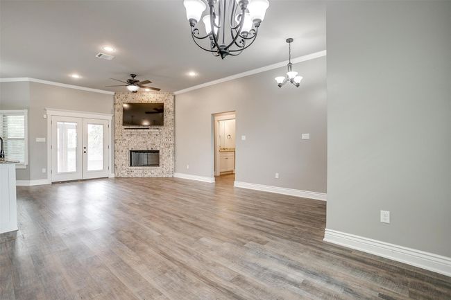 8228 Bruntsfield Loop Dr, House other with 3 bedrooms, 2 bathrooms and null parking in Cleburne TX | Image 12