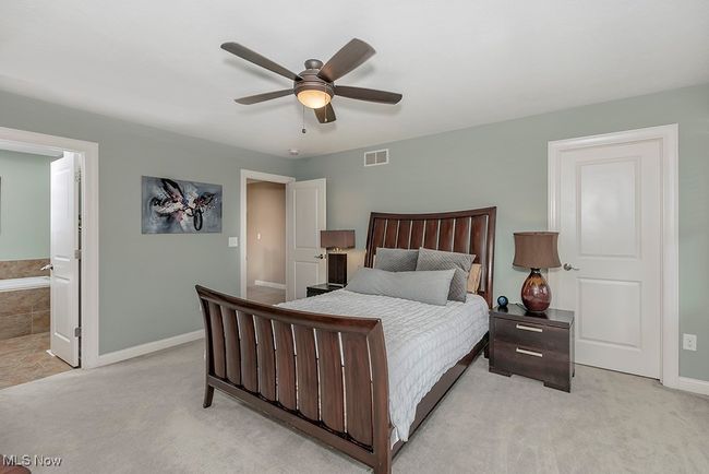 1374 Slate Ct, Condo with 4 bedrooms, 4 bathrooms and null parking in Cleveland Heights OH | Image 25