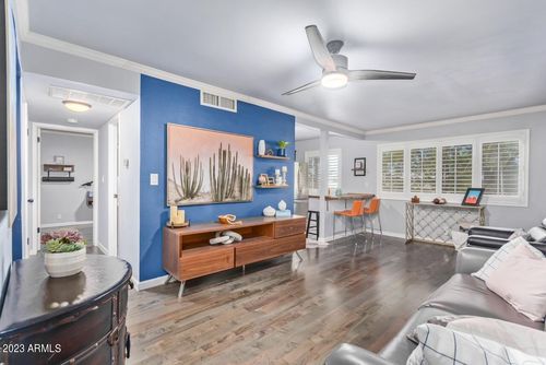 e204-2532 W Berridge Ln, Phoenix, AZ, 85017-2239 | Card Image