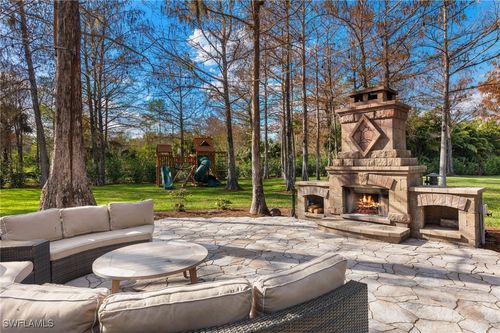 5271 Cherry Wood Dr, NAPLES, FL, 34119-1441 | Card Image